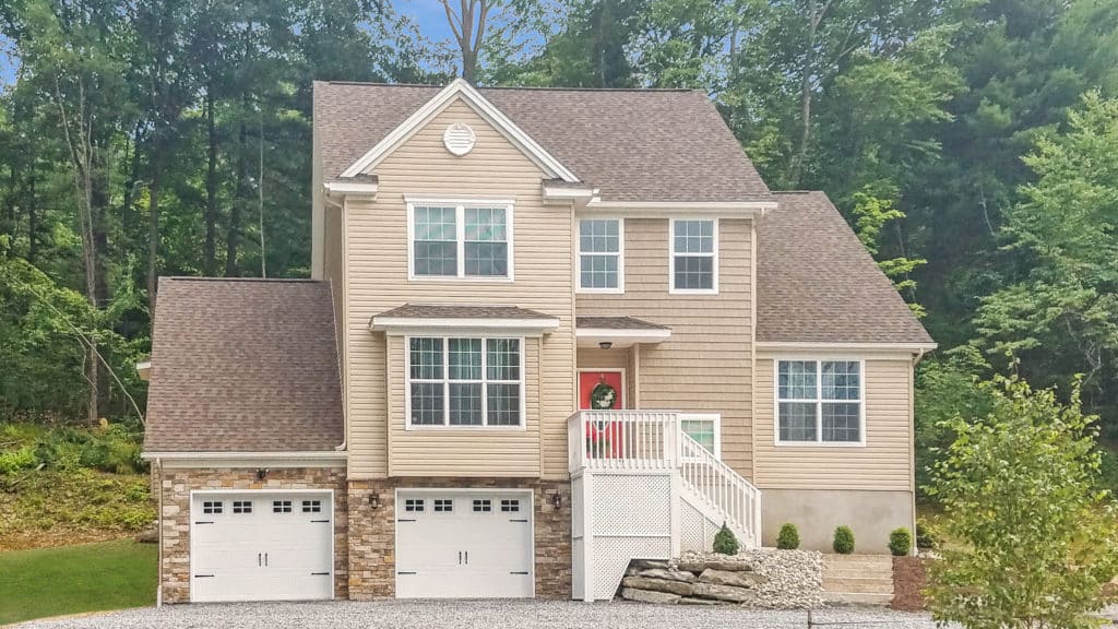 The "Hillview" in Twin Lake Estates RGB Custom Builders